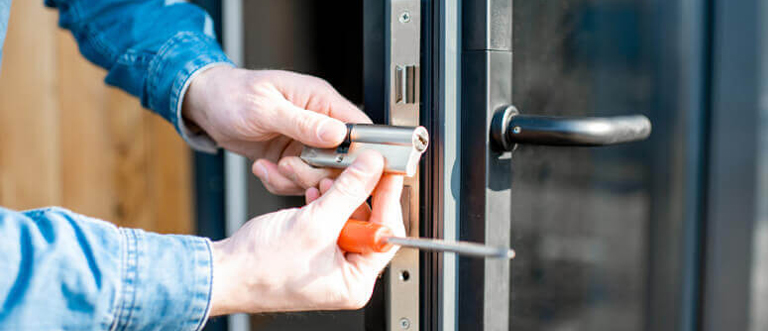 Commercial Locksmith Corning